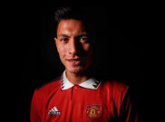 Manchester United Resmikan Rekrutan Ketiga, Lisandro Martinez