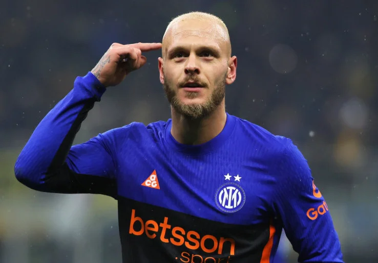 Manchester United Mulai Misi Rekrut Federico Dimarco dan Pierre Kalulu