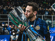 Nostalgia: Ketika Hakan Calhanoglu dengan Senang Hati Mengkhianati AC Milan