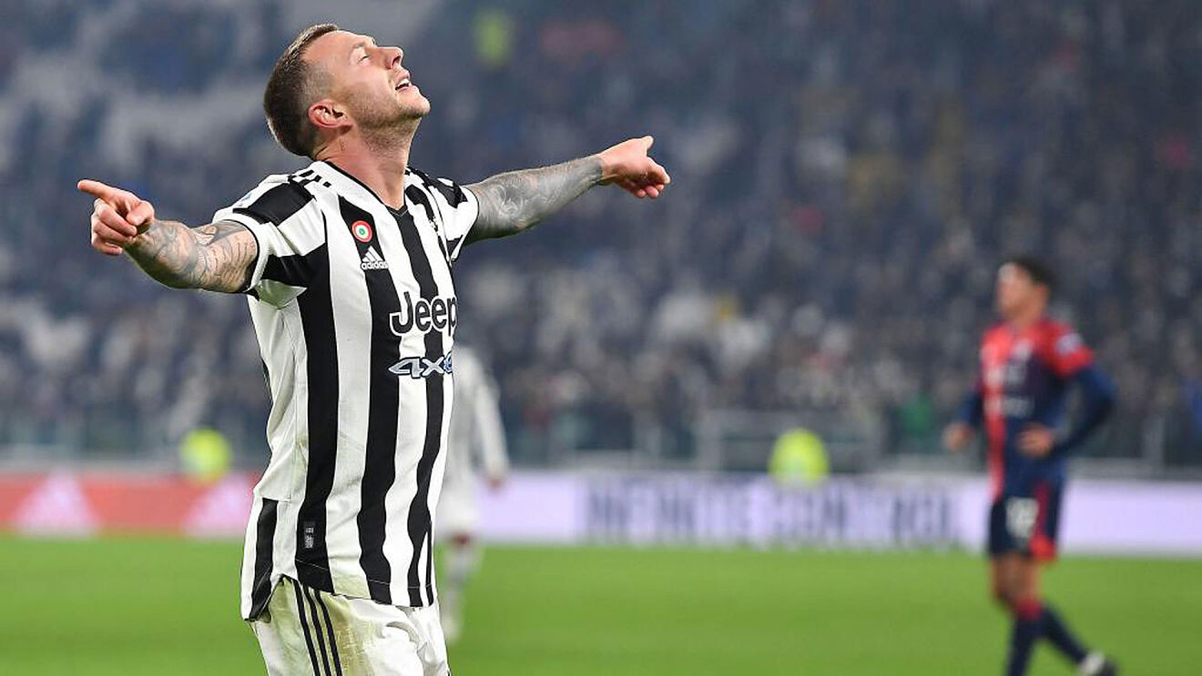Federico Bernardeschi Tawarkan Diri ke Inter dan Milan