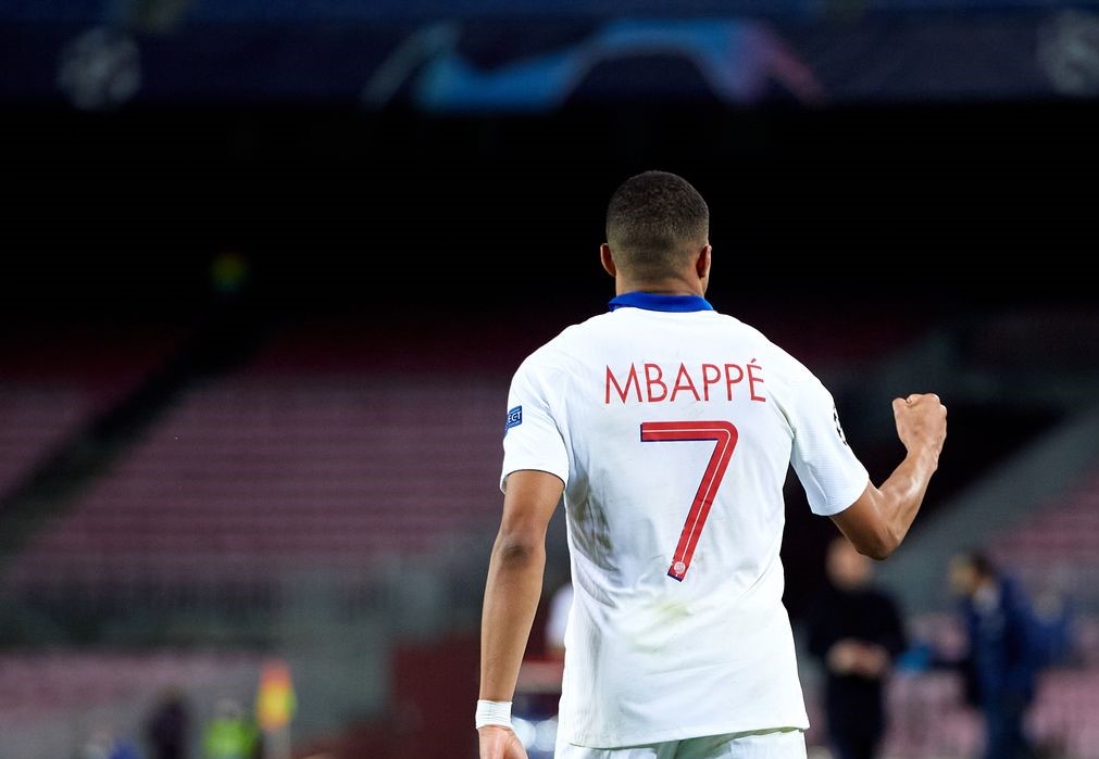 Perpanjangan Kontrak Masih Gantung, Mbappe Dibujuk Menteri Olahraga Bertahan di Prancis