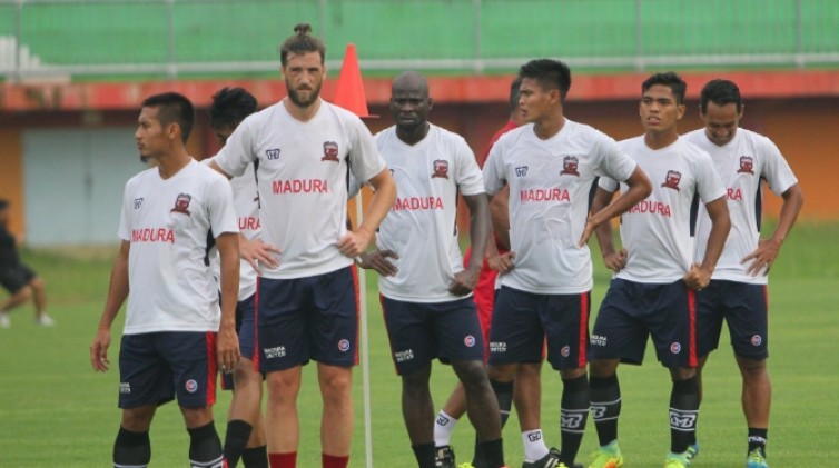 Madura United Gelar Evaluasi Total Usai Tampil Buruk di Piala Gubernur Kaltim 2018