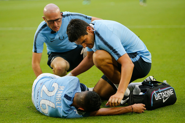 Cedera Riyad Mahrez Bikin Manchester City Cemas