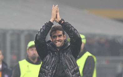 Resmi Mundur, Kaka Siap Arungi Perjalanan Berikutnya