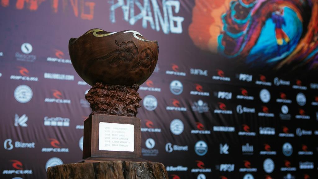 Rip Curl Cup Padang Padang Jadi Panggung Surfer Indonesia untuk Unjuk Gigi