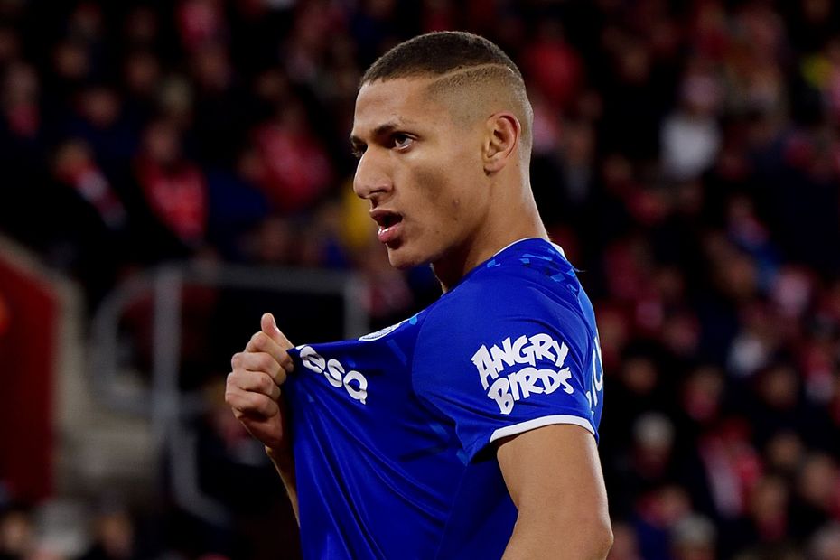 Everton Tolak 100 Juta Euro dari Barcelona