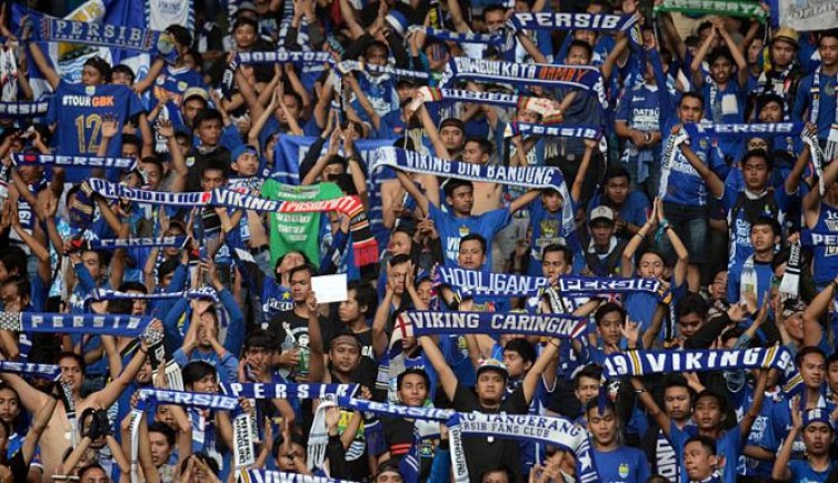Mario Gomez Minta Bobotoh Jangan Rugikan Persib dalam Situasi Jelang Sanksi Komdis