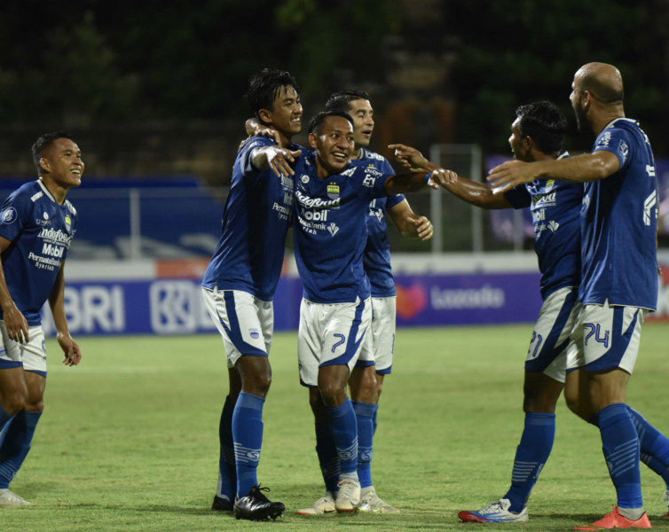 COVID-19 Mengamuk, Klub Diminta Datangkan Pemain Muda agar Liga 1 Tetap Jalan