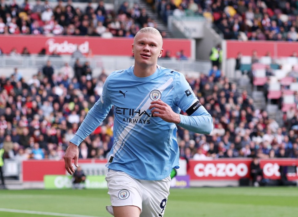 Statistik Unik Erling Haaland, Tumpul di Anfield tapi Hobi Bikin Gol di London