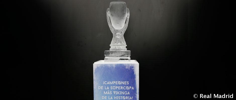 Real Madrid Ciptakan Replika Trophy Piala Super Eropa Dari Es