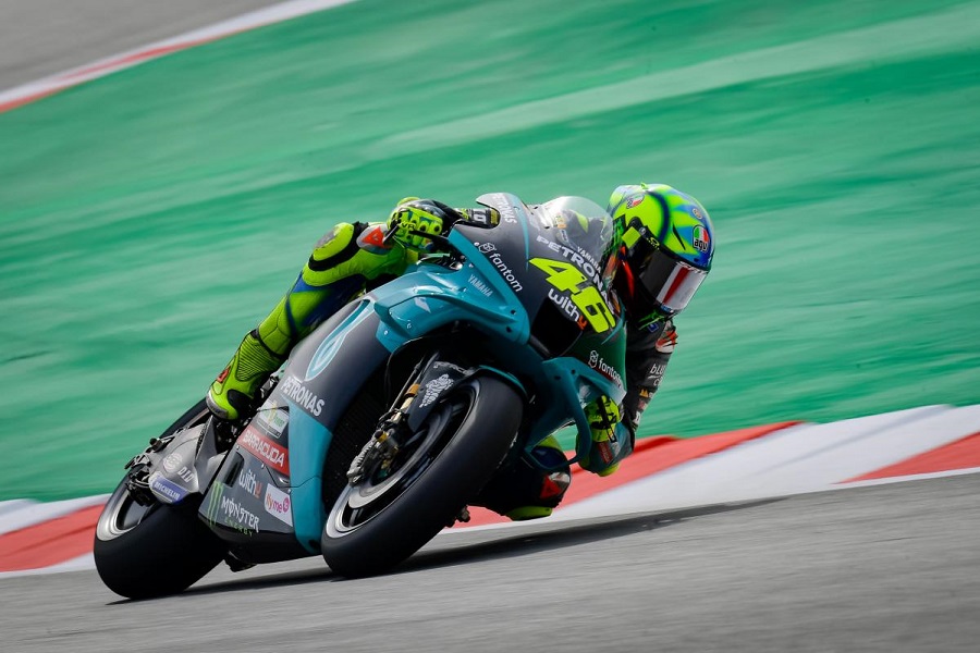 Valentino Rossi Sebaiknya Tak Mendengarkan Omongan Tetangga