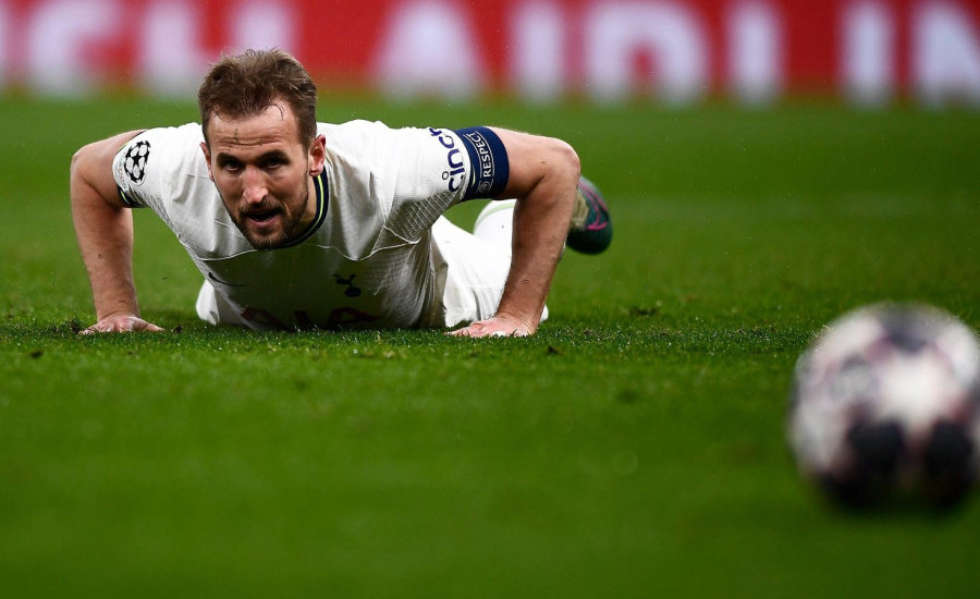 Daripada Victor Osimhen, Manchester United Lebih Baik Datangkan Harry Kane