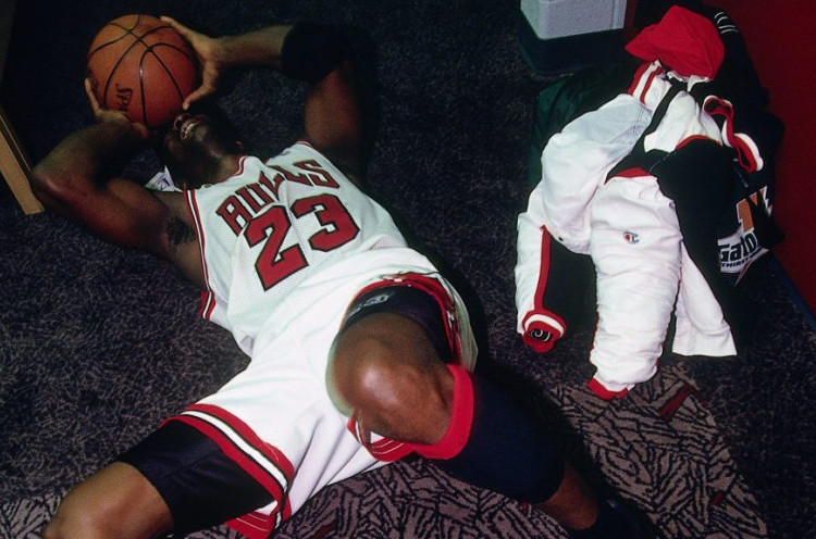 16 Juni 1996, Ketika Dunia Menjadi Saksi Momen Paling Manusiawi Michael Jordan
