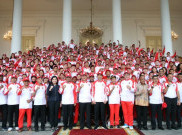 Pelepasan SEA Games 2019 di Tengah Hujan, Presiden Jokowi Usung Target Tinggi