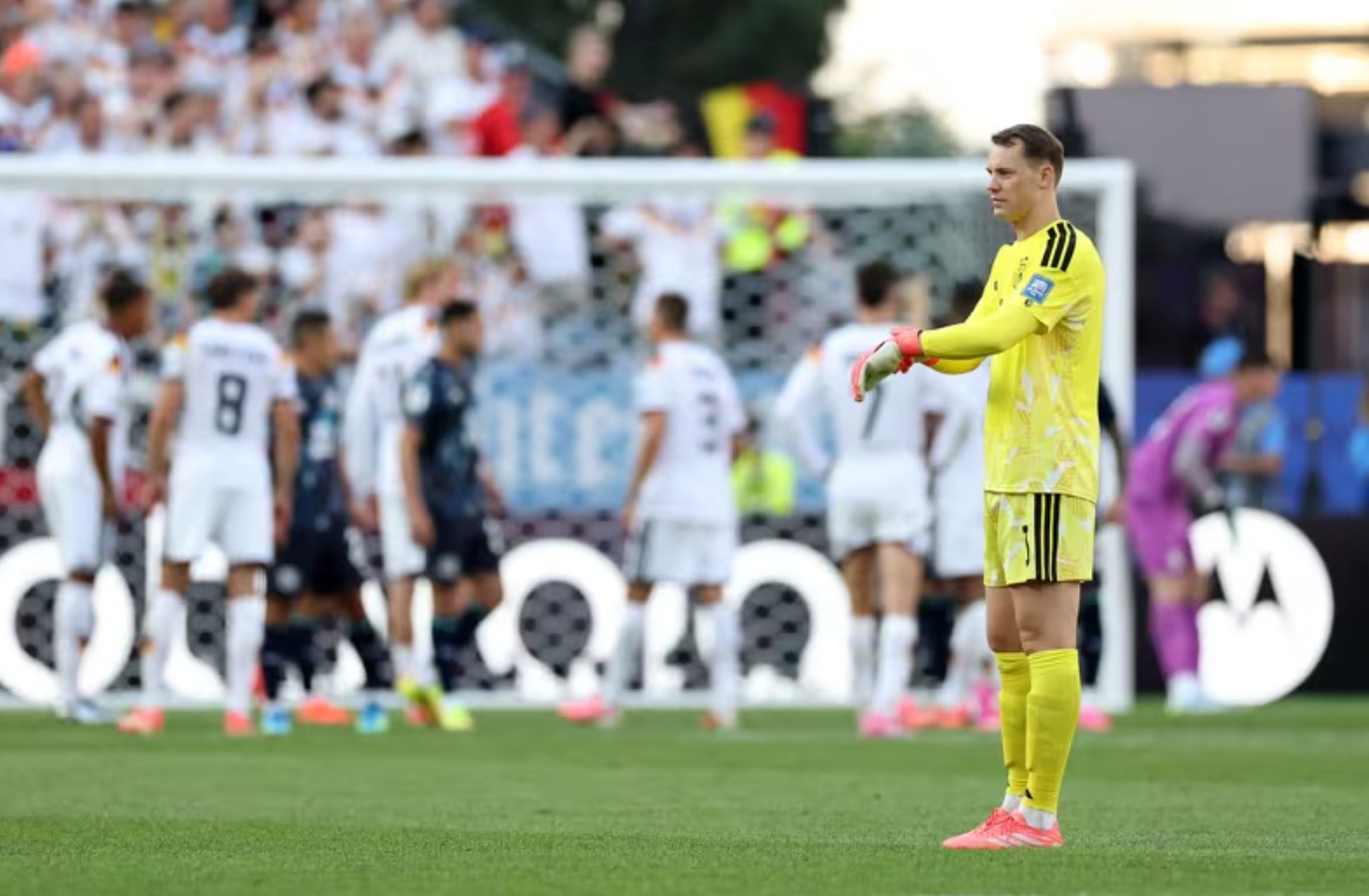 Manuel Neuer Pensiun (Lagi) dari Timnas Jerman
