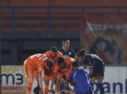 Semen Padang dan Persela Merana di Pekan ke-30