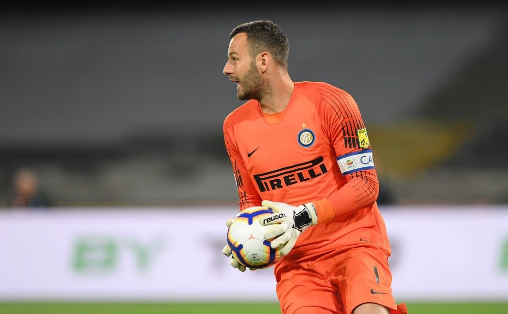 Samir Handanovic Tahan Rasa Sakit demi Tampil di Derby della Madonnina?