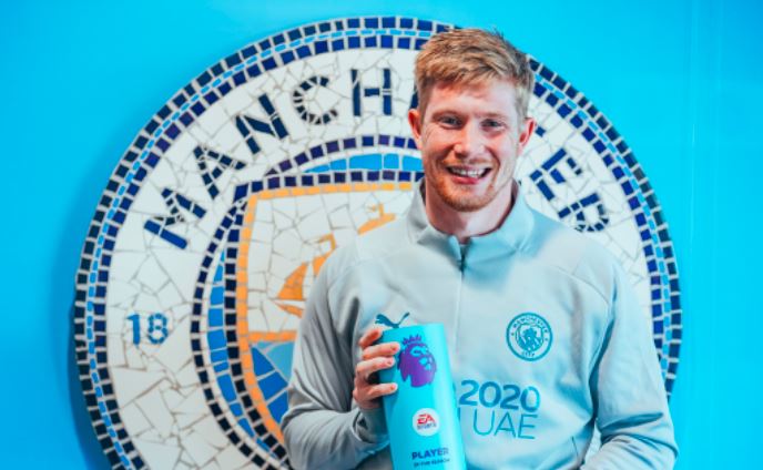 Mo Salah Kalah dari De Bruyne dalam Perebutan Pemain Terbaik Premier League