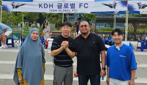 Andre Rosiade Bertemu Shin Tae-yong di Korsel, Bahas Perkembangan Sepak Bola Indonesia