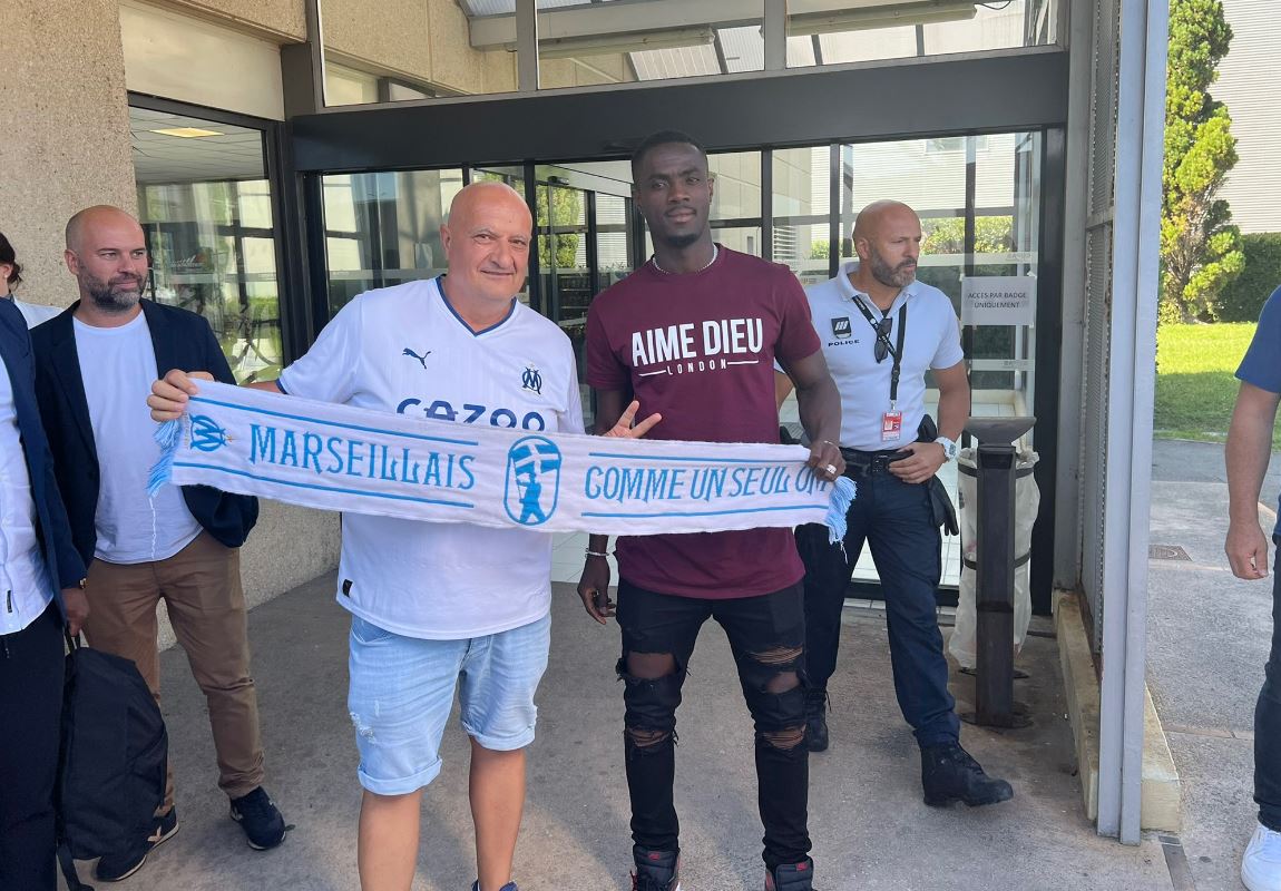 Transfer Manchester United: Eric Bailly Pergi, Intens Dekati Antony