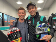 Satu Helm untuk Pengingat Kenangan Rossi dan Stoner
