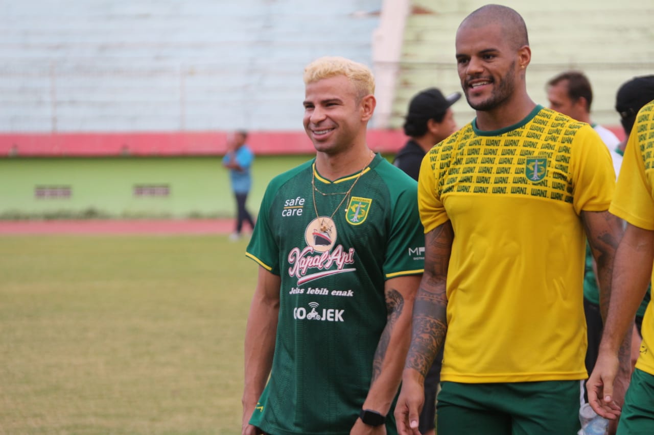 Diogo Campos Jawaban Saat Persebaya Kehilangan Pemain ke Timnas Indonesia