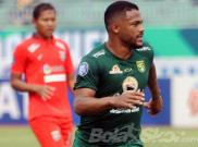 Persebaya Mau Simpan Paulo Victor saat Duel Melawan PSS Sleman
