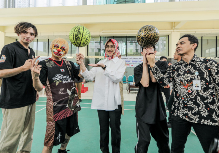 Ketika Walikota Tangsel Airin Dibuat Terpesona Aksi Freestyler 