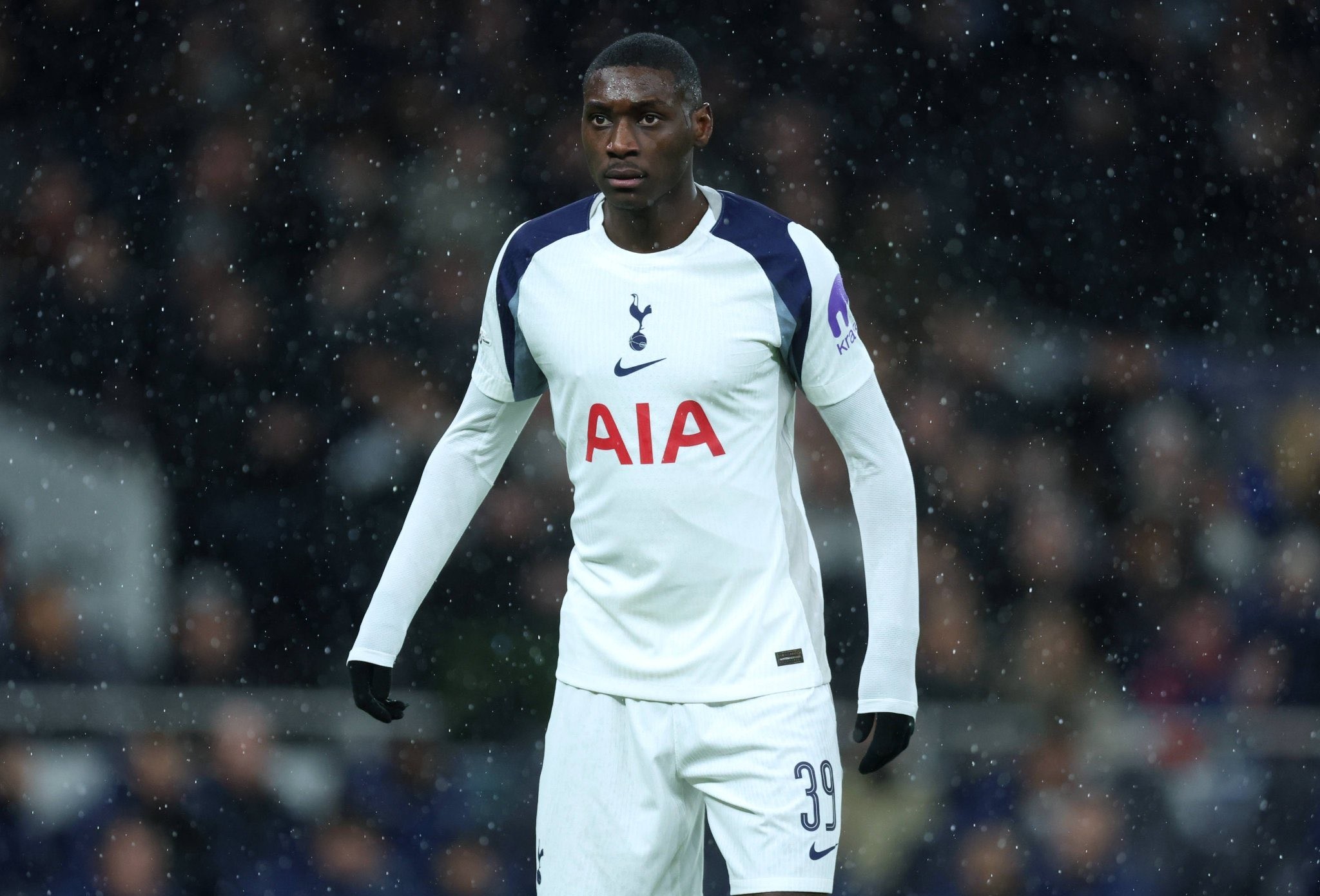 Transfer Youssef En-Nesyri Batal, Juventus Alihkan Pandangan ke Randal Kolo Muani