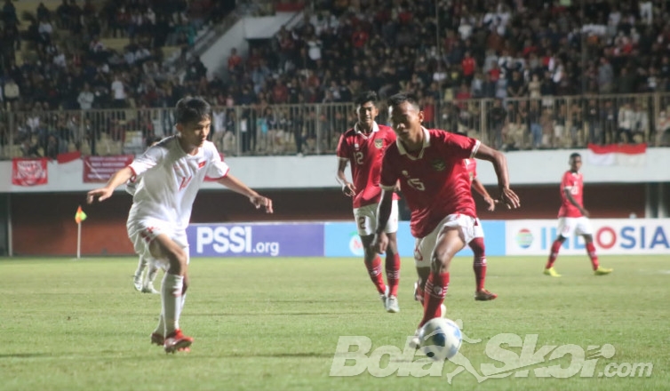 Sempat Tertinggal, Bima Sakti Ungkap Kunci Timnas Indonesia U-16 Comeback atas Vietnam