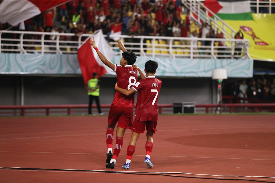 Arkhan Kaka Persembahkan Gol Bersejarah ke Gawang Ekuador untuk Sang Ibu