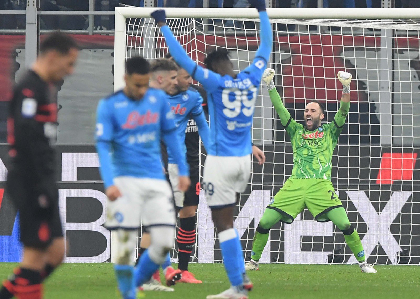 Hasil Pertandingan: Napoli Permalukan Milan, Madrid Ditahan Tim Papan Bawah
