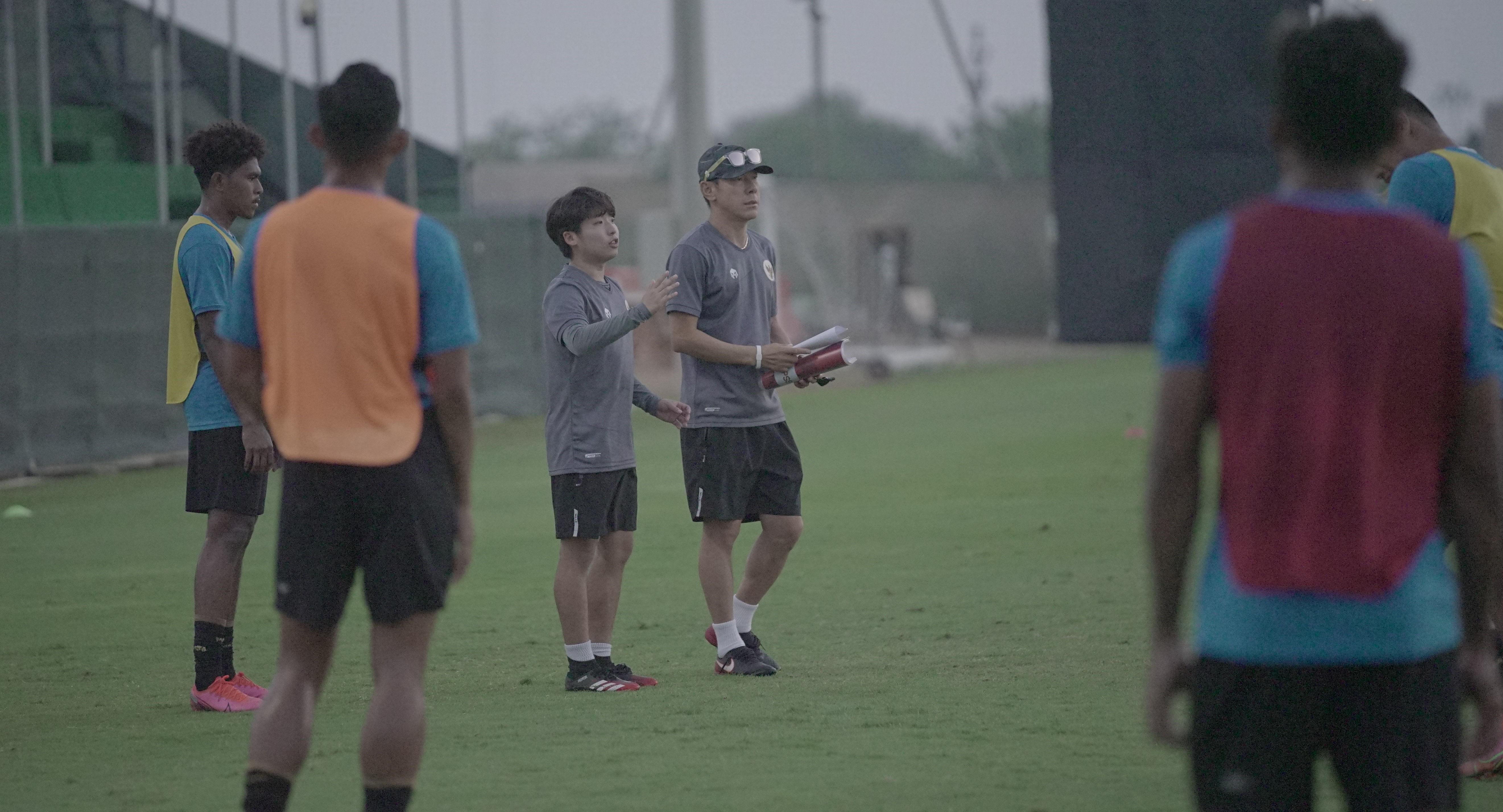 Shin Tae-yong: Oman di Atas Timnas Indonesia, tetapi Bola Bundar