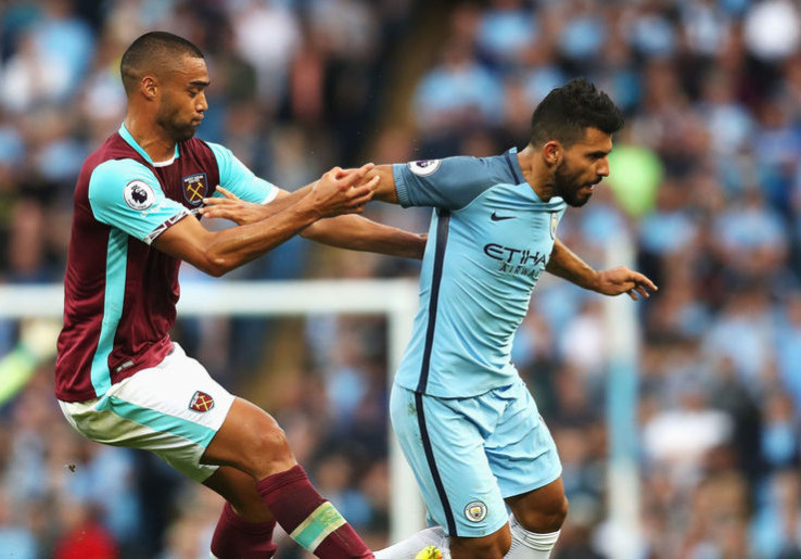 Aguero Terancam Absen Di Derby Manchester Akibat Sikut Pemain West Ham