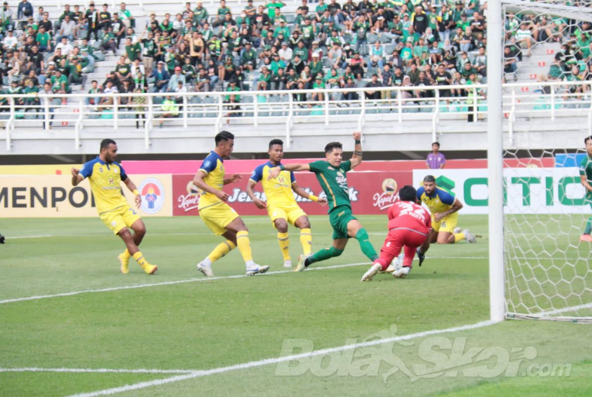Berbagi Angka dengan Barito Putera, Pelatih Persebaya Bela Pemain