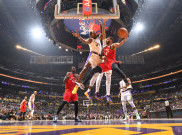Hasil NBA: Tren Positif Lakers Dihentikan Juara Bertahan 