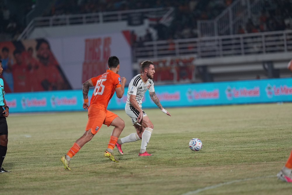 Shin Tae-yong Pede Persija Tampil Lebih Ganas Lawan Persib Usai Menang di Kandang Borneo FC