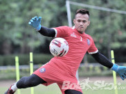 Arema FC Buka Peluang Datangkan Kiper Asing