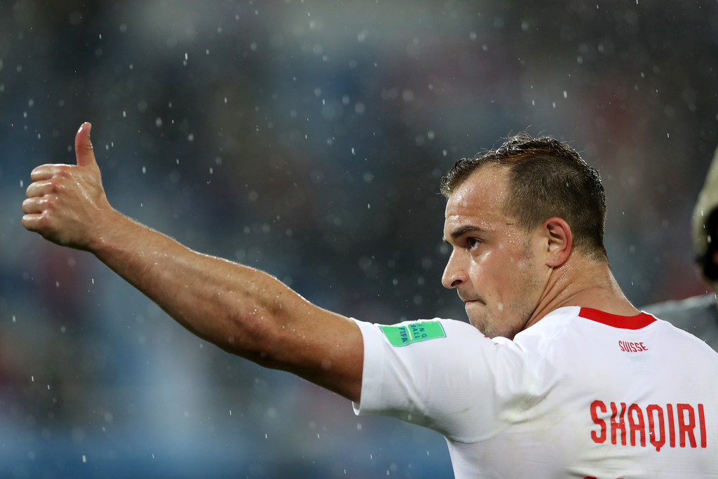 Panas karena Isu Politik, Xhaqiri Tidak Gentar Sambangi Serbia Bersama Liverpool