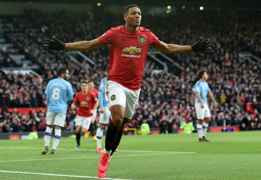 Berbatov Ungkap Rahasia di Balik Transfer Mengejutkan Martial ke Manchester United