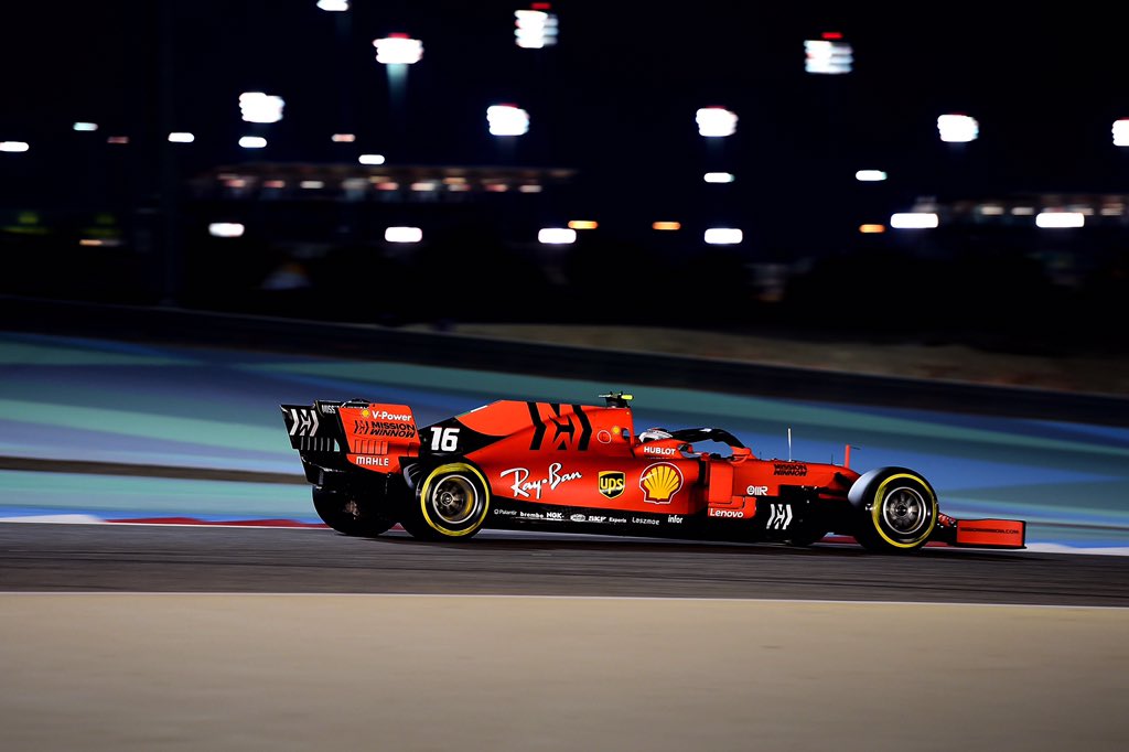 Lewis Hamilton Sebut Ferrari Punya Kecepatan Fantastis di Trek Lurus