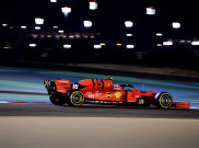 Lewis Hamilton Sebut Ferrari Punya Kecepatan Fantastis di Trek Lurus