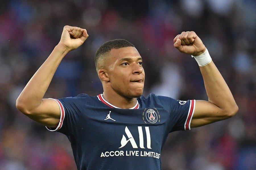 Kylian Mbappe Diisukan Gabung Madrid, Robert Lewandowski: Keren