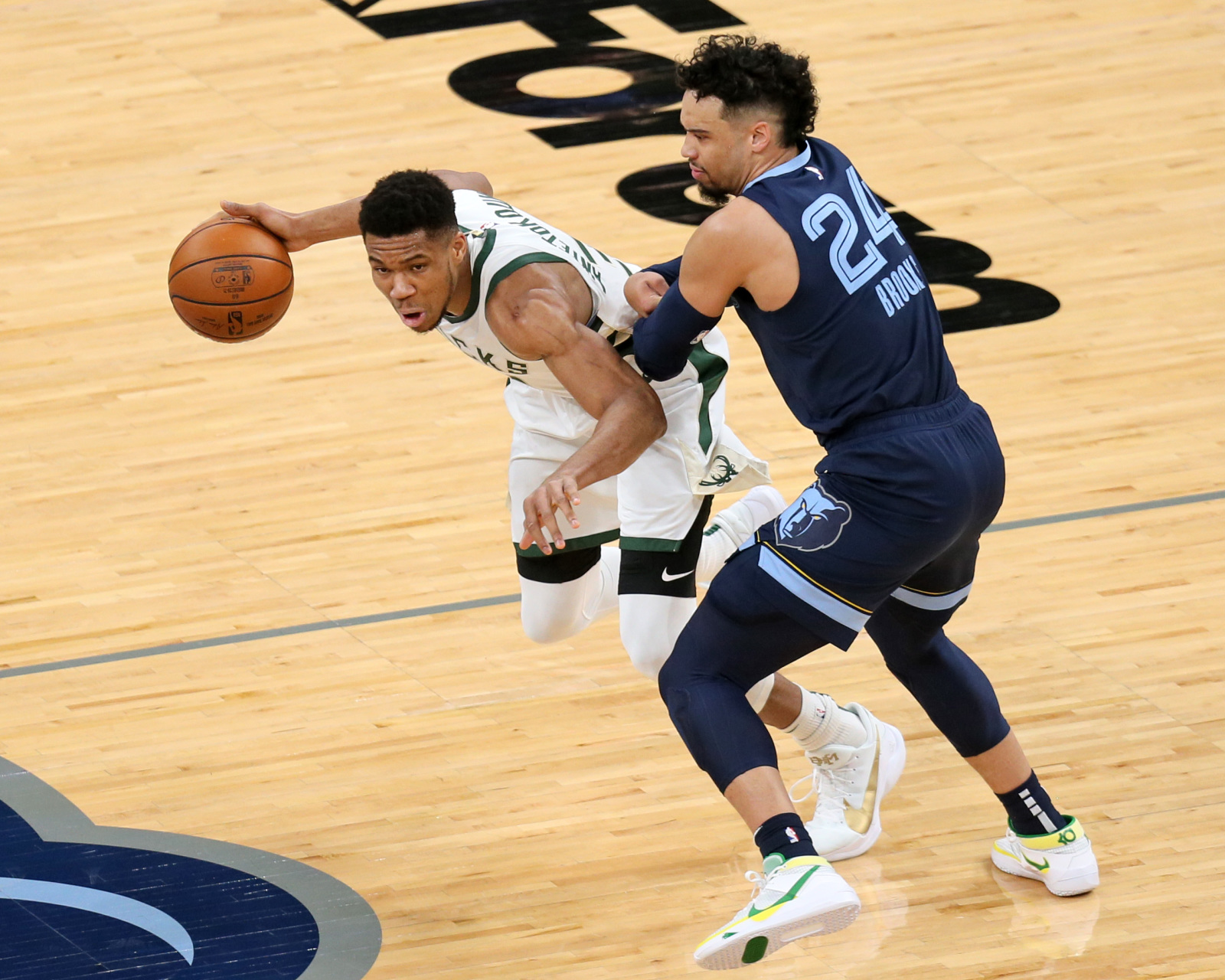 Hasil NBA: Dillon Brooks Bawa Grizzlies Menang, Utah Jazz Lanjutkan Tren Positif