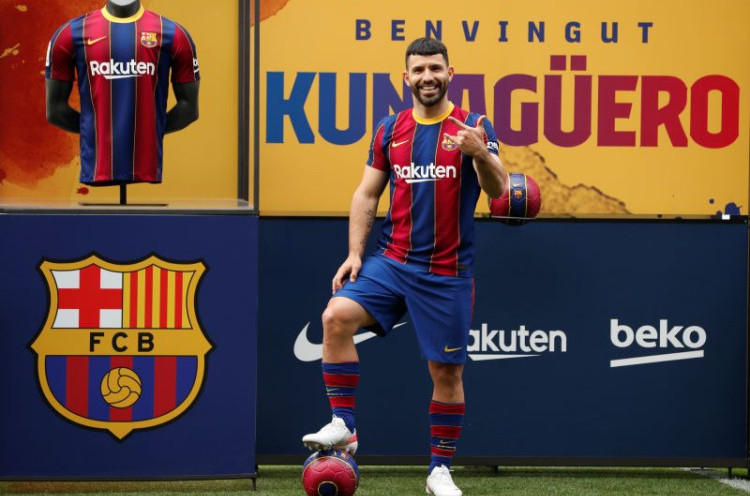 Sergio Aguero Tak Kecewa Messi Pergi dari Barcelona