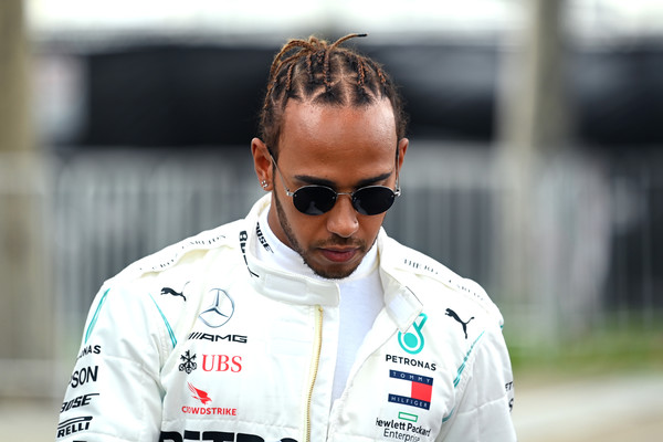 Mulai 2021, Panggil Lewis Hamilton Sir