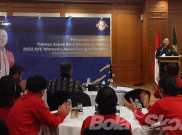 Ketum PSSI Lepas Timnas Putri Indonesia ke Tajikistan