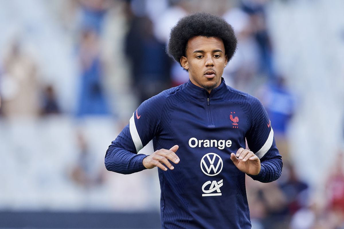 Barcelona Hentikan Perburuan Jules Kounde?