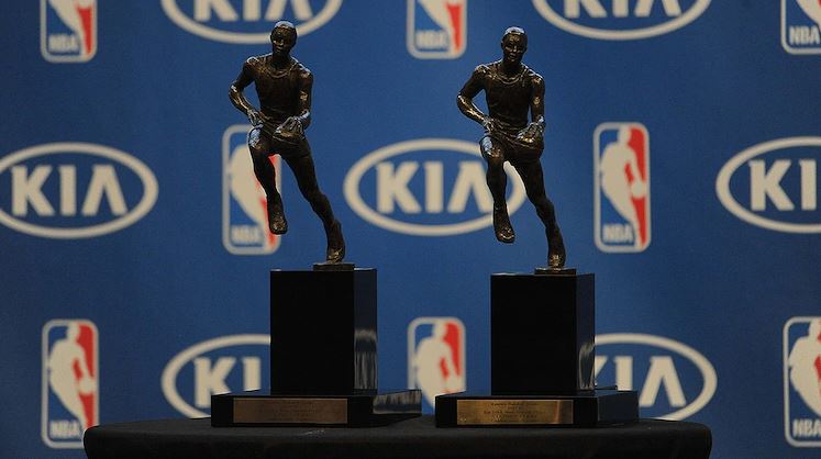 5 Pebasket NBA yang Tak Disangka Menangi MVP