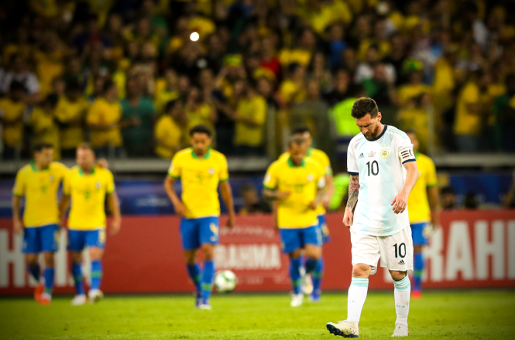 Brasil 2-0 Argentina: Lionel Messi Kembali Gagal Raih Gelar Bersama La Albiceleste
